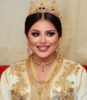 Fatima Ezzahra Lahrech Instagram - لا تجعلوا الابتسامة تفارق افواهكم 🥰
احبكم ❤️