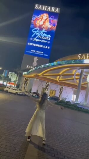 Fátima Flórez Instagram - Vas caminando por Las Vegas y te encontras con tu Marquesina💯❤️#lasvegas