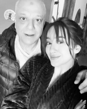 Fatma Bartakis Instagram - À Dieu FATHI HADDAOUI 🕊️🤍
إنا لله وإنا وإليه راجعون لله ما أخذ وله ما أعطى وكل شيء عنده إلى أجل مسمى اللهم اغفر له وارحمه 🤲🏻
——————————————————
تفقد الساحة الفنية التونسية اليوم أحد أعظم مبدعيها الذي قدم العديد من الأعمال الدرامية والمسرحية على مدى عدة عقود. الله يرحمك يا فتوح يا غالي 🤲🏻