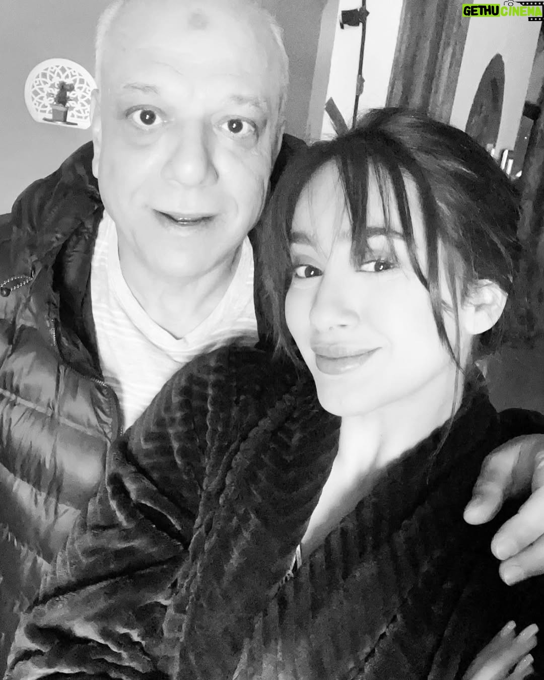 Fatma Bartakis - 49.7K Likes - À Dieu FATHI HADDAOUI 🕊️🤍
إنا لله وإنا وإليه راجعون لله ما أخذ وله ما أعطى وكل شيء عنده إلى أجل مسمى اللهم اغفر له وارحمه 🤲🏻
——————————————————
تفقد الساحة الفنية التونسية اليوم أحد أعظم مبدعيها الذي قدم  العديد من الأعمال الدرامية والمسرحية على مدى عدة عقود. الله يرحمك يا فتوح يا غالي 🤲🏻