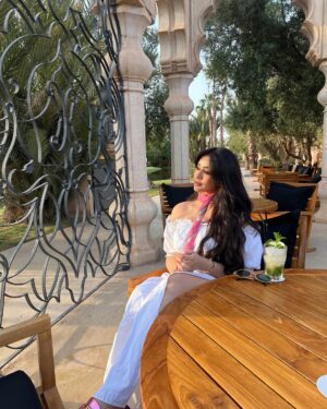 Fatma Bartakis Instagram - Is this heaven ? 🥹✨
I just can’t get over this place @palais.namaskar 🤍🇲🇦