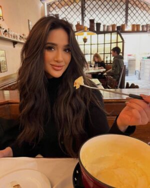 Fatma Bartakis Instagram - Fondue 🫕😋
————————
