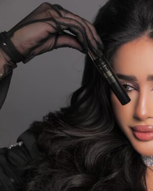 Fatma Bartakis Instagram - @topface.tunisie , c’est plus qu’un simple produit de maquillage. C’est une attitude, une aura, une déclaration de confiance. @fatma.bartakis.officiel 🤝🏻
Avec @topface.tunisie , vous ne portez pas seulement du maquillage, vous incarnez l’élégance et la puissance. C’est l’allié des femmes fortes, sûres d’elles, qui rayonnent par leur beauté intérieure et extérieure.
Gorgeous @fatma.bartakis.officiel 🫶🏻
Les produits sont disponible sur le site web https://miss2l.com/
Taken by the artist @walid_saied_ 🫶🏻
Hair style @yefet.mbk 🫶🏻