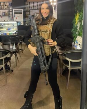 Feriel Graja Instagram - I object to violence ...because when it appears to do good ...the good is only temporary...the evil it does is permanent 
- Mahatma Gandhi-