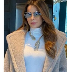Feriel Graja Instagram - So many times we measure our lives according to other people's achievements. But what if we took time to appreciate how far we have come...even we still have farther to go...you have GOTTEN this FAR👌🙌 Tap for more details 📌
#grateful #strongindependentwoman #mylife #thankful #success #achievement #work #career #arabworld