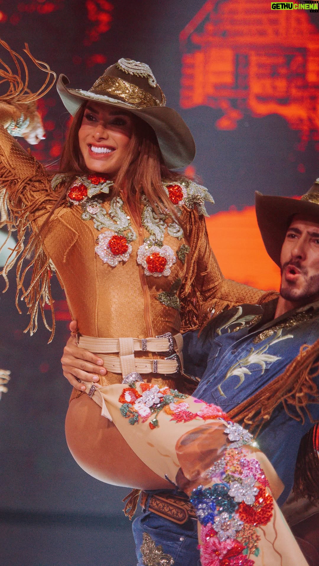 Fernanda Paes Leme - 113K Likes - Superação! O grupo B de @nicolebahls, @fepaesleme @luanpereiracantor e @davidjunior entregaram country no #Domingão. #DançadosFamosos