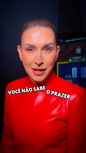 Fernanda Paes Leme Instagram - Oops, she did it again! @fepaesleme voltou ao #Domingão para avisar que vai ficar! 💥 #DançadosFamosos