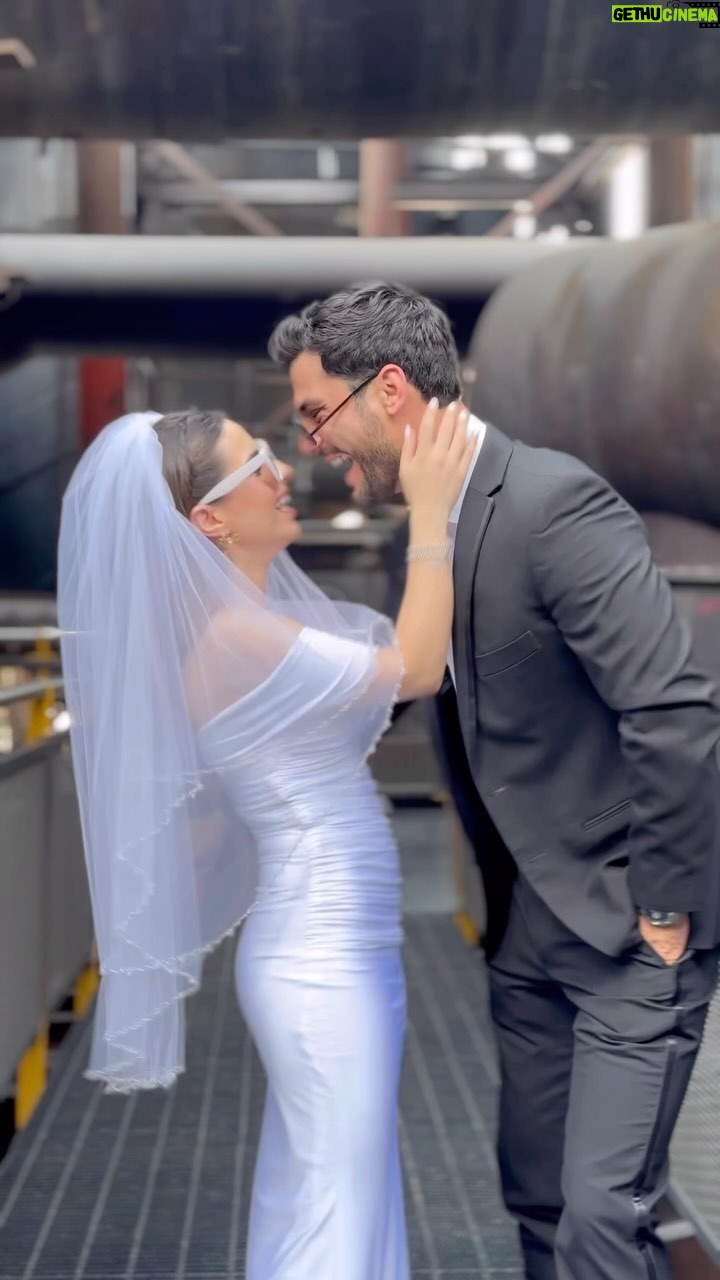 Fernanda Urdapilleta - 245.4K Likes - Estamos más que felices de compartirles que YA TENEMOS FECHA PARA CUMPLIR ESTE SUEÑO 👰🏻‍♀️🤵🏻❤️ save our date!