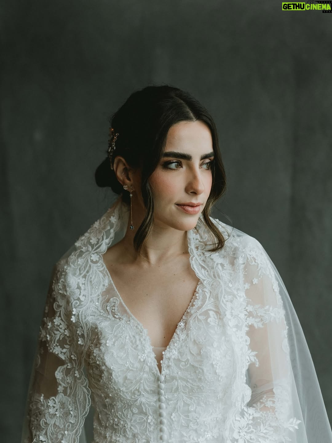 Fernanda Urdapilleta - 182.8K Likes - seguimos con fotos de la boda 🤩