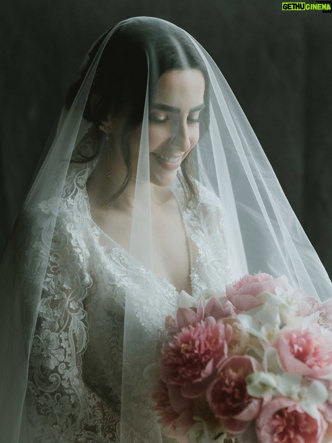 Fernanda Urdapilleta - 182.8K Likes - seguimos con fotos de la boda 🤩