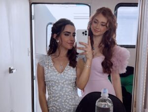 Fernanda Urdapilleta Instagram - 🥺 Querida Andrea:
Gracias por darme la oportunidad de estar en tus zapatos un rato, de poder compartir contigo este camino tan bonito lleno de amor. Gracias por regalarme una hermana @danylani que me llevo para siempre, una mamá @susanagonzalezdr que me enseñó a amar sin condición, gracias por darme la oportunidad de enamorarme de @ramses_aleman que es lo más bonito que me regaló @mifortunaesamarte ♥️ gracias por darme unos amigos que son inigualables @andres_vazquezq @clemente_parker y una tía con la que pude compartir temas culinarios que solo ella y yo entendíamos @chanaandere 😂. Simplemente gracias por llegar a mi vida. Te llevo en mi corazón para siempre, Andy 💖