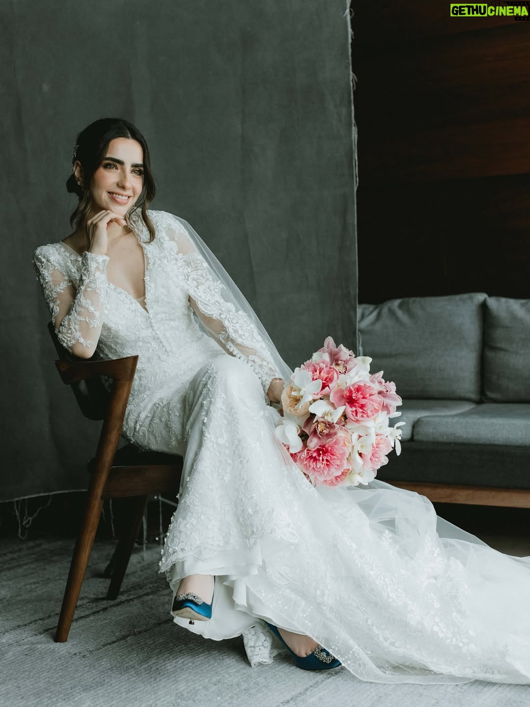 Fernanda Urdapilleta - 182.8K Likes - seguimos con fotos de la boda 🤩