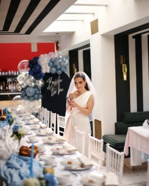 Fernanda Urdapilleta Instagram - Something blue before “I do” en @ivoiremx 🩵
Tuve el bridal shower más hermoso del mundo. Fue un día lleno de amor, risas, lágrimas y sorpresas 🫰🏼