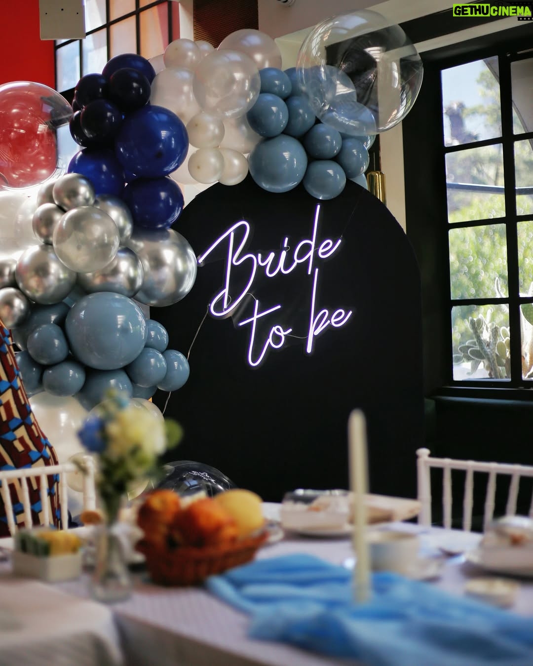 Fernanda Urdapilleta - 187.3K Likes - Something blue before “I do” en @ivoiremx 🩵 
Tuve el bridal shower más hermoso del mundo. Fue un día lleno de amor, risas, lágrimas y sorpresas 🫰🏼