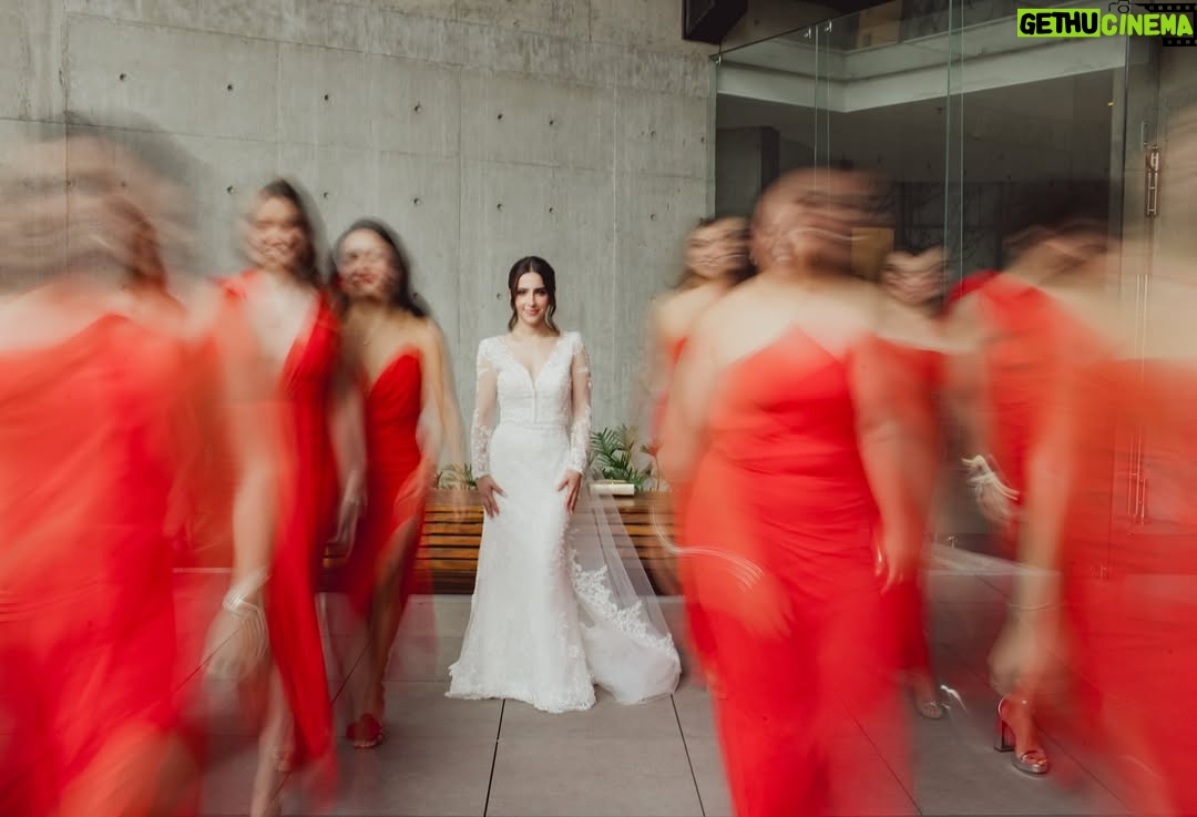 Fernanda Urdapilleta - 126.3K Likes - the “I do crew” wearing @wearecruella ❤️ de lo primero que elegí en la preparación de mi boda, fue quien iba a vestir a mis damas y no me equivoqué! Gracias Cruella por hacer este sueño realidad y por ser nuestras cómplices en este día tan importante!