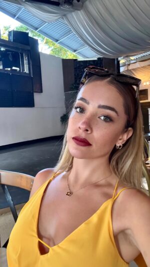 Ferny Graciano Instagram - Me hiciste perder el tiempo ❤️🩹
