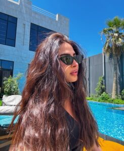 Actress Fouz Al Fahad HD Photos and Wallpapers August 2025