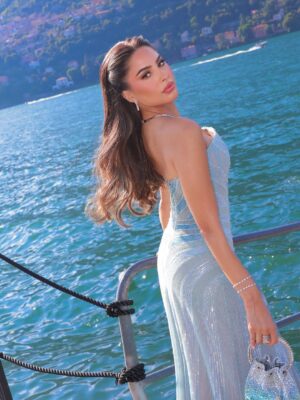 Fouz Al Fahad Instagram - Celebrating love in Lake Como 🤍
Thank you @ramikadi for the stunning dress🩵
Thank you @muhammadesign for the 📸🤍