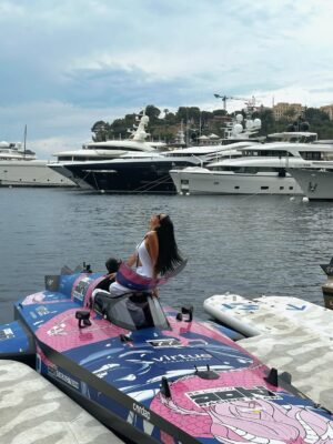 Franki Russell Instagram - Monaco for the @e1series 🛥️🍾