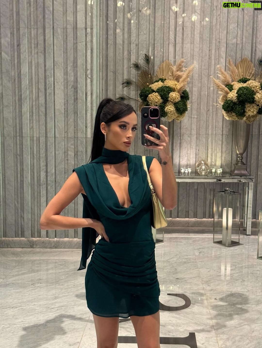 Franki Russell - 3 Likes - Marhaba, Dubai 🇦🇪✨ my first time back since I lived here during the pandemic🥹 and starting this trip the best way at @Latabledumusichall 
a fun night filled with friends, music, & good food. 💛 #LaTableDuMusicHall

wearing @meshki
