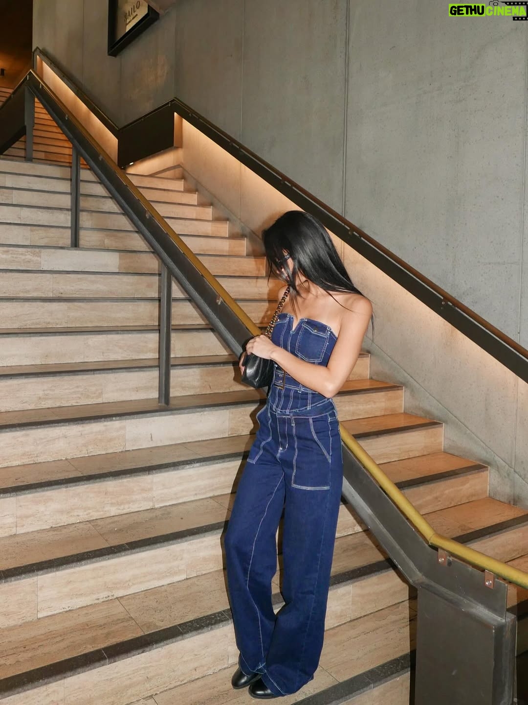 Franki Russell - 3 Likes - denim days @FashionNova 🩵

🔎Feeling Perfect Denim Pant Set - Dark Denim