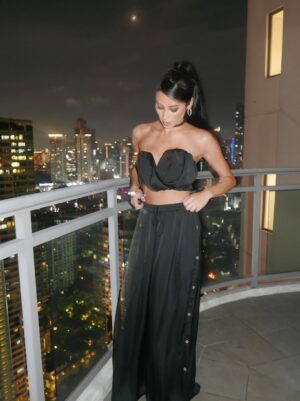 Franki Russell Instagram - talking to the moon 🌙 @FashionNova
Eloise Satin Tube Top And Wide Leg Pant Set - Black