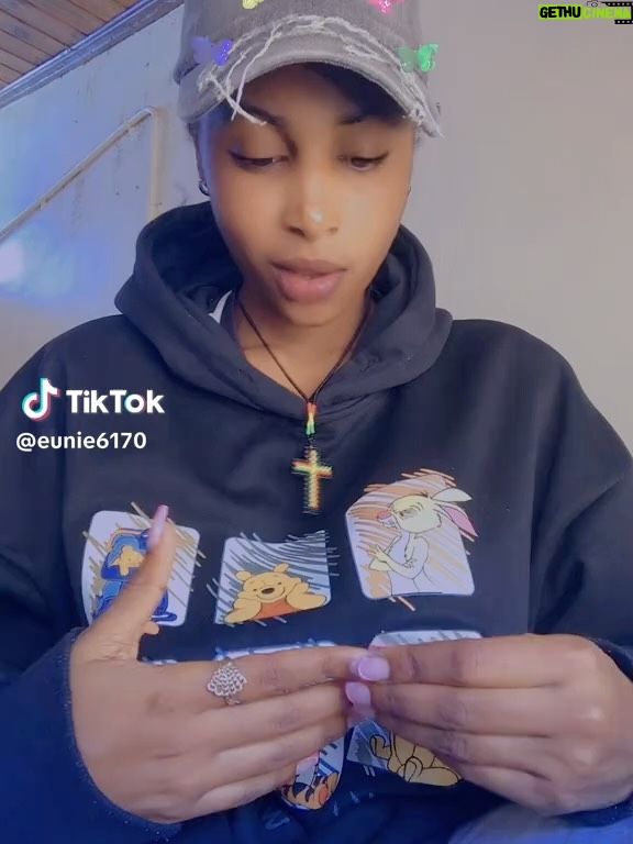 Frida Amani - 5.5K Likes - 😍😍 mahaba mengiiiiiiiiiii
Wewe na Mimi 
Bio👌 ina link