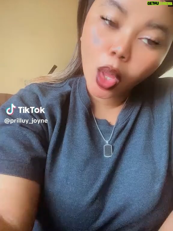 Frida Amani - 5.5K Likes - 😍😍 mahaba mengiiiiiiiiiii
Wewe na Mimi 
Bio👌 ina link