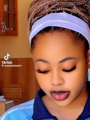 Frida Amani Instagram - I wanna love you Mahaba mengi Yamenizidia UNANIPATIA
Wewe na mimi 😍🔥