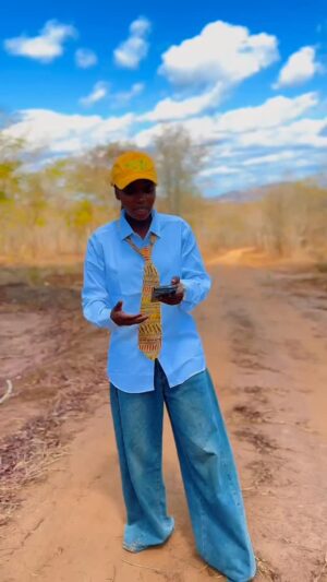 Frida Amani Instagram - Tumekuja kivingine kabisaaaaaaaa.
Hii hauhitaji kuwa na bando kuweza kuaccess fedha kupitia simbanking, unahitaji kuwa na simbanking tu kwenye simu Yako. Alafu pia nakukumbusha ukitumia USSD yaani *150*03# nayo kuitumia ni Bureeee,hakuna fedha unayokatwa.
@crdbbankplc
Swahiba jione mtelezo huu.