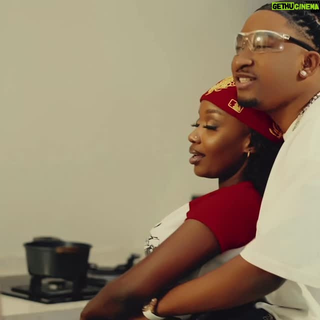 Frida Amani - 22.5K Likes - Wewe Na Mimi 😍😍 @realjaymelody ushakutana nayo?
Well produced by @geniusjini_x66 
🎥 @joowzeytz 
Call it a hit baby 🔥 
#wewenamimi link on my bio
