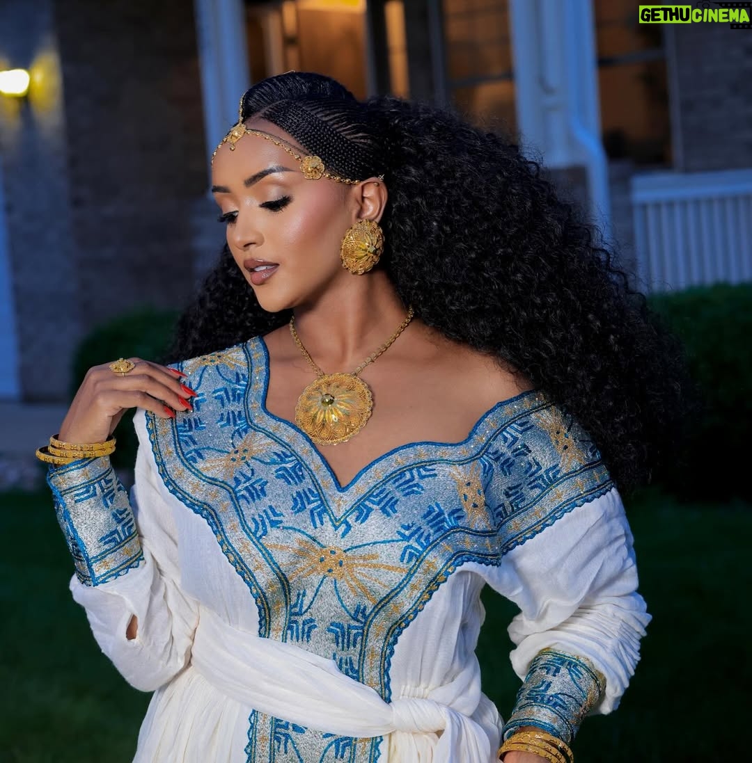 Fryat Yemane - 3 Likes - 🌻HAPPY NEW YEAR🌻
የሰላም የበረከት ያድርግልን🎉🙏🏾

Photography @glory_studio3 😍🙌🏾 
MUA @christiansglamlab_ 😍👌🏾