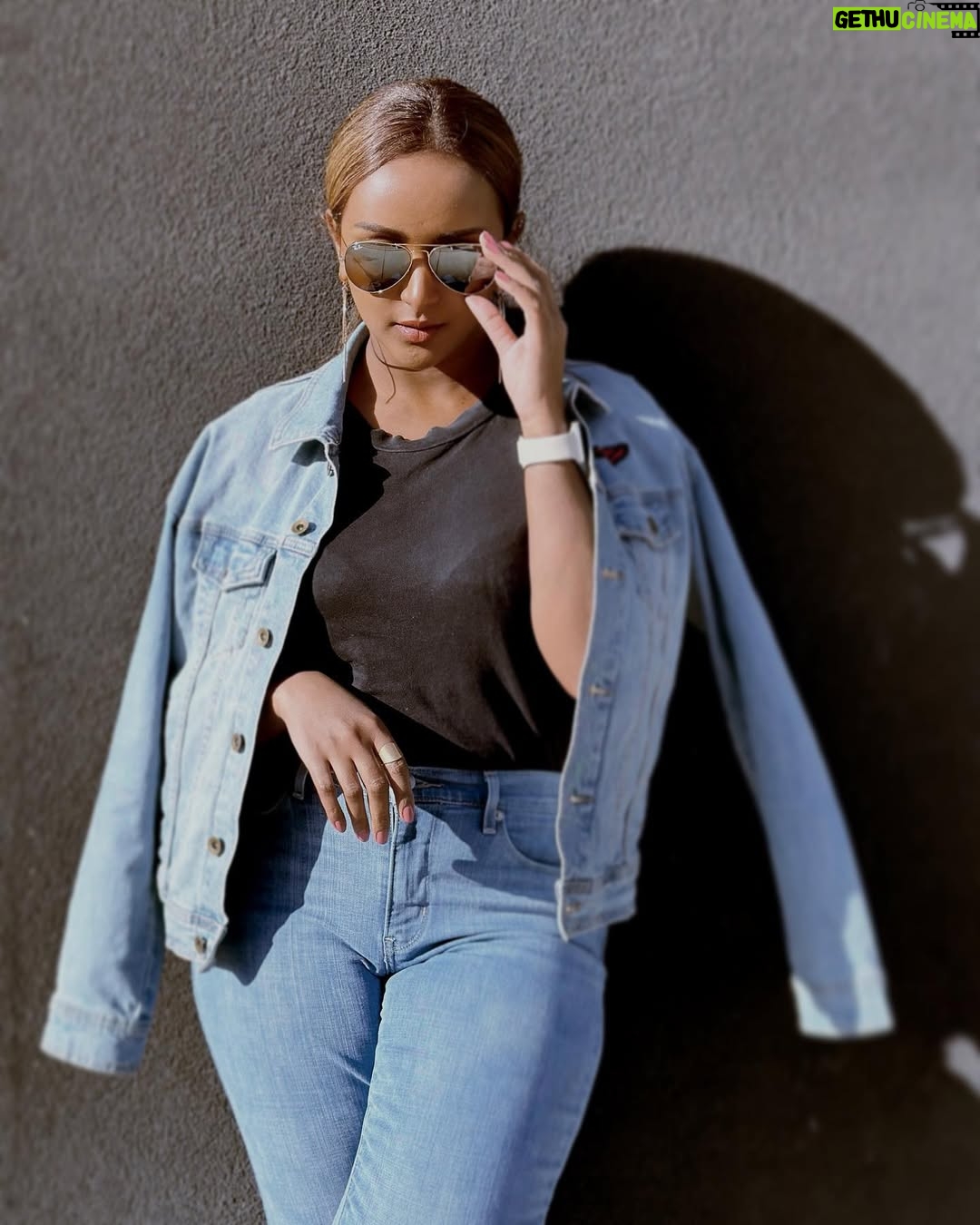 Fryat Yemane - 3 Likes - Denim is a love that never fades🦋 #denimlover💙