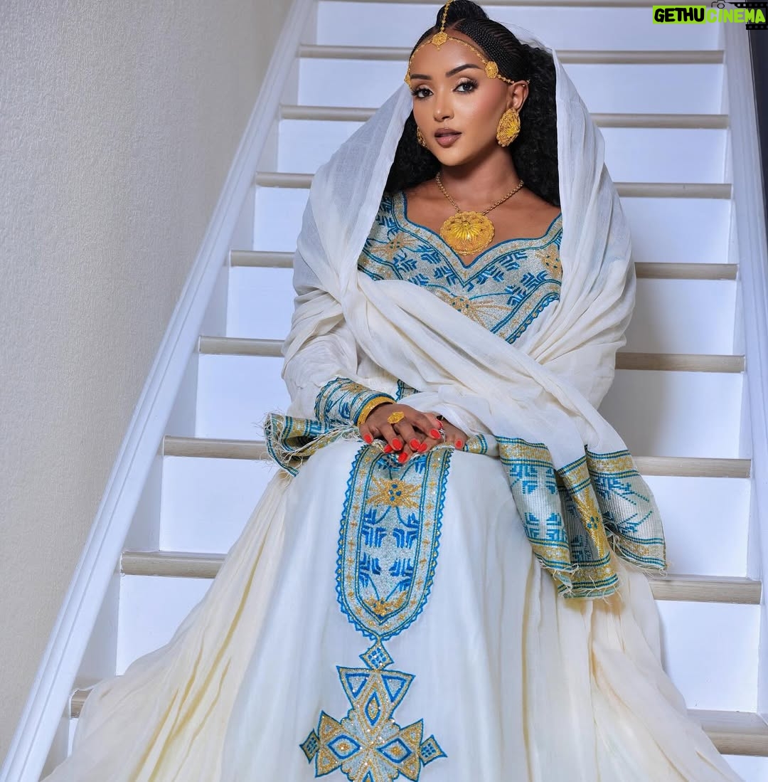 Fryat Yemane - 3 Likes - 🌻HAPPY NEW YEAR🌻
የሰላም የበረከት ያድርግልን🎉🙏🏾

Photography @glory_studio3 😍🙌🏾 
MUA @christiansglamlab_ 😍👌🏾