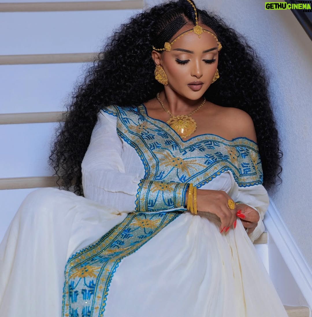 Fryat Yemane - 3 Likes - 🌻HAPPY NEW YEAR🌻
የሰላም የበረከት ያድርግልን🎉🙏🏾

Photography @glory_studio3 😍🙌🏾 
MUA @christiansglamlab_ 😍👌🏾