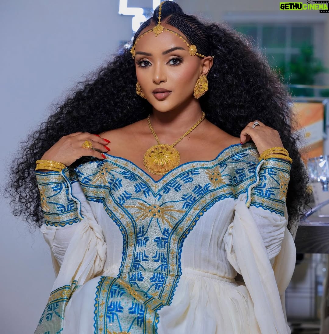 Fryat Yemane - 3 Likes - 🌻HAPPY NEW YEAR🌻
የሰላም የበረከት ያድርግልን🎉🙏🏾

Photography @glory_studio3 😍🙌🏾 
MUA @christiansglamlab_ 😍👌🏾
