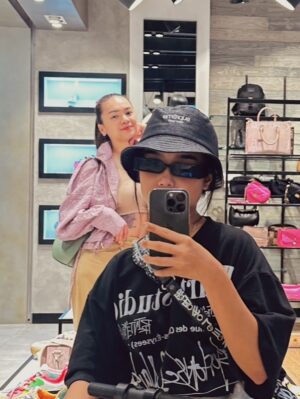 Fujianti Utami Putri Instagram - Hbd ya @violenziajean 😁😁😁
