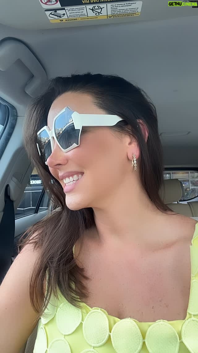 Gabriela Vergara - 9.6K Likes - Gracias Dios por las criaturas que nos deleitan la pupila. Haz #tag a tu amig@ que come con los ojos y menciona a esa persona que esta como para dedicarle este audio. #picara #tremendo #coqueta #tacodeojo #colirio
