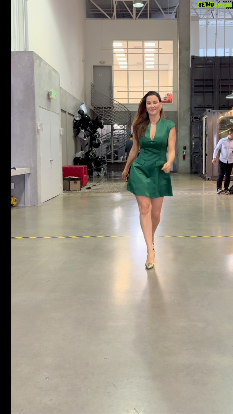 Gabriela Vergara - 23.6K Likes - Déjame guiarte en el proceso. Pongo el mejor equipo de profesionales a tu disposición. 
786 544 5057