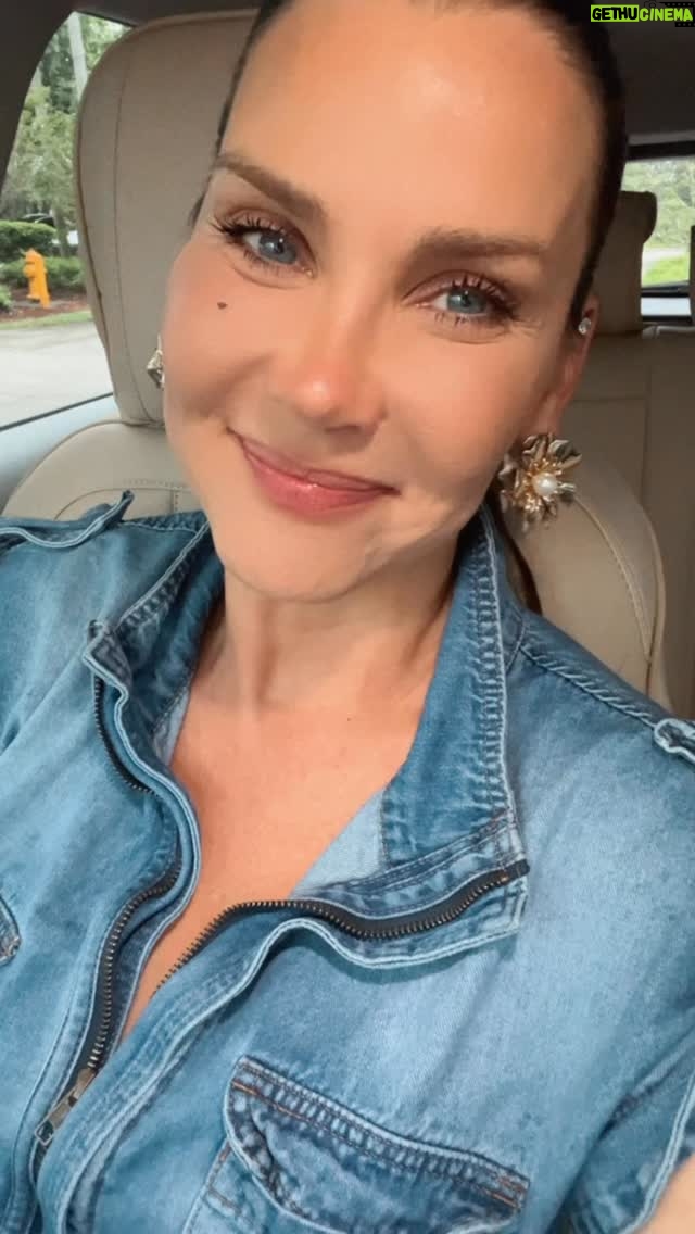 Gabriela Vergara - 32.9K Likes - Cómo esta tu relación? Cuéntamelo en clave para despistar al enemigo. La respuesta más brillante y/o divertida la publico en mis historias. Los leo…