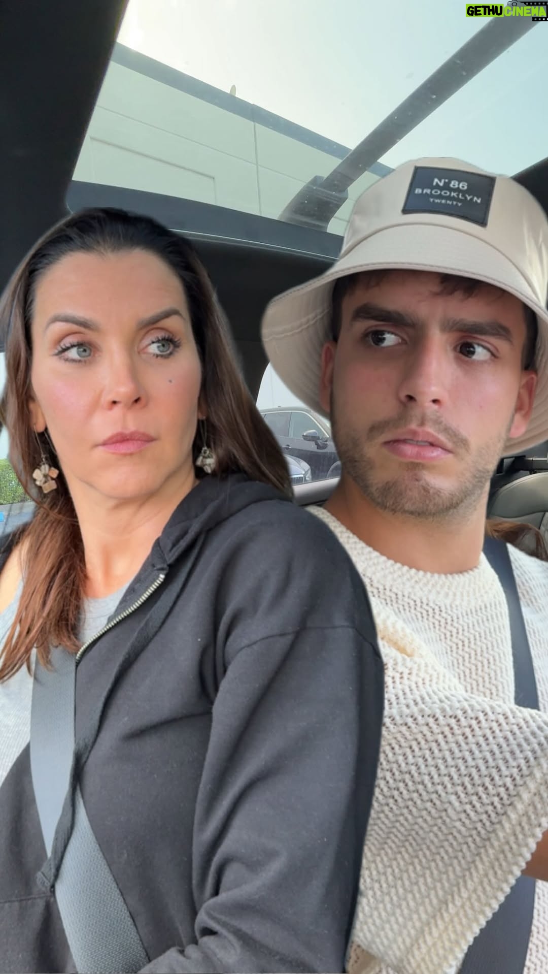 Gabriela Vergara - 41.1K Likes - Mi mamá así me enseñó a manejar 😂😂

@americanhelpcenters te ayuda para un accidente en USA, si conoces o has tenido contáctanos, También te queremos dar trabajo si estás en Orlando, Miami, Houston y New York, escríbenos 🤲🏻