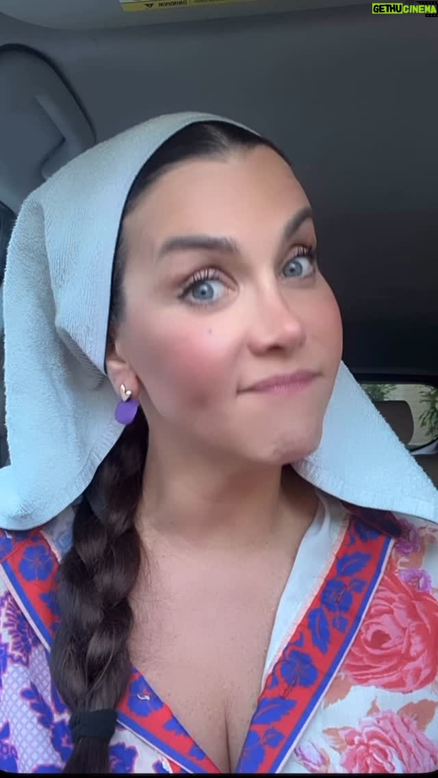 Gabriela Vergara - 14K Likes - Y tu? Cómo te ríes?. 😅

#humor #comedia #comediaenespañol #actriz #pisapasito, #chisme, #chismosa, #risa, #señorita,