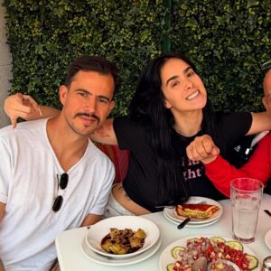 Gala Montes Instagram - Dumpsito
1. 💪🏼
2.💪🏼
3.petunia 🥹
4. Respirando box 🥊
5. Más petunia
6. Fue cumple de mi profe ❤️🩹
No les pongo a mi papá pq se enamoran 😄😄😄
…. No se pierdan faisy nights hoy a las 10:30 pm 💜