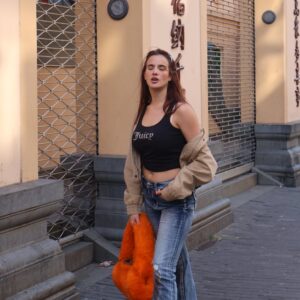 Gala Montes Instagram - 🌻🌀✨ es cierto q me duele q me dejes pero como otras veces ya se me pasará