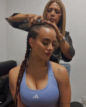 Gala Montes Instagram - Ansiedad crónica, tetas iconicas.
