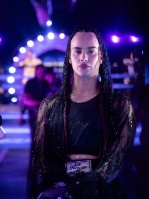 Gala Montes Instagram - Hazlo roto
Hazlo solo
Hazlo cansado
Hazlo asustado
PERO HAZLO!
En los últimos meses me han Pasado muchas cosas personales MUY dolorosas, lo cual me orilló a sentirme muy sola, con ansiedad, depresión, estaba desesperada y por ende terminé enganchandome con 🍁 pero gracias a este proceso logré enfocarme en mis objetivos y metas en la vida otra vez y así dejar a un lado las cosas que me estaban destruyendo tanto… y yo con eso ¡Ya gané! ❤️🙏🏼
Si estás pasando por un proceso como yo, busca ayuda ❤️ ( las dr*gas no son la solución) el deporte es vida 🥊 ⚽️
Las dr*gas y el amor no se mezclan o sueltas lo que más amas por las dr*gas o lo que más amas te soltará por las dr*gas ¡tú decides!
.
.
.
Pd: Felicidades Alana, me dueleee la mandíbula hijaaaa!
Tienes un futuro brillante por delante, te deseo todo el éxito del mundo, con todo el corazón! ❤️🩹
Foto @gerardosotto ❤️