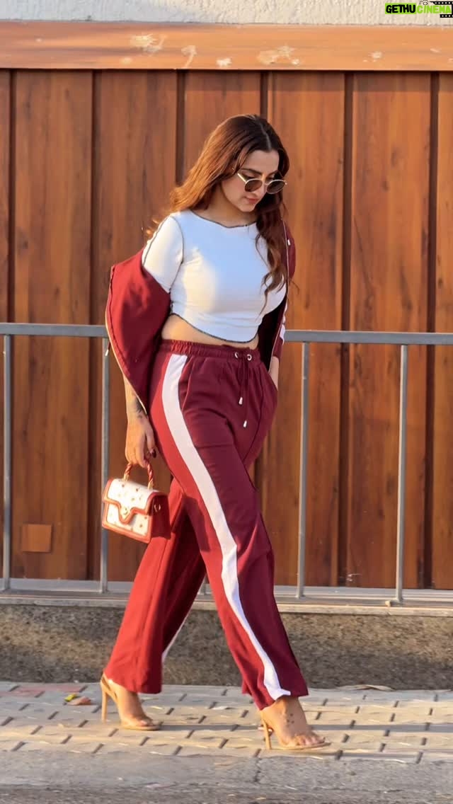 Gauri Virdi - 148.8K Likes - 🥀 

#happyvalentinesday