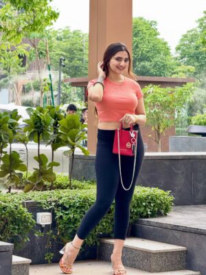 Gauri Virdi Instagram - 🧡