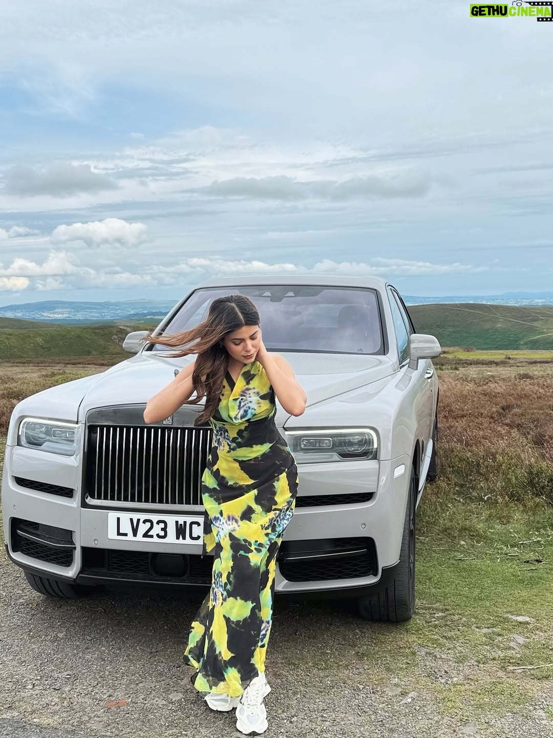 Geet Goraya - 123.5K Likes - Just a fav gurl❤️with fav car🤍
@geetgoraaya_official 

#post #geetgoraya #instagram #viral 
#newpost #instagram