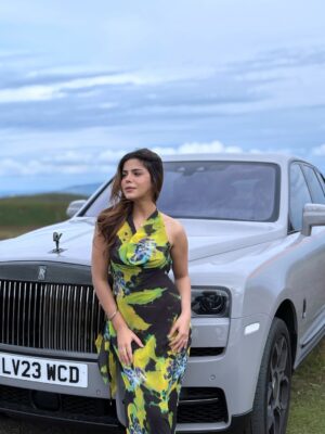 Geet Goraya Instagram - Just a fav gurl❤️with fav car🤍
@geetgoraaya_official 

#post #geetgoraya #instagram #viral 
#newpost #instagram